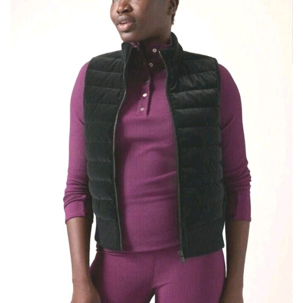 Athleta Size S Hanover Hybrid Vest Black Quilted Front Knit Sweater Back Cozy